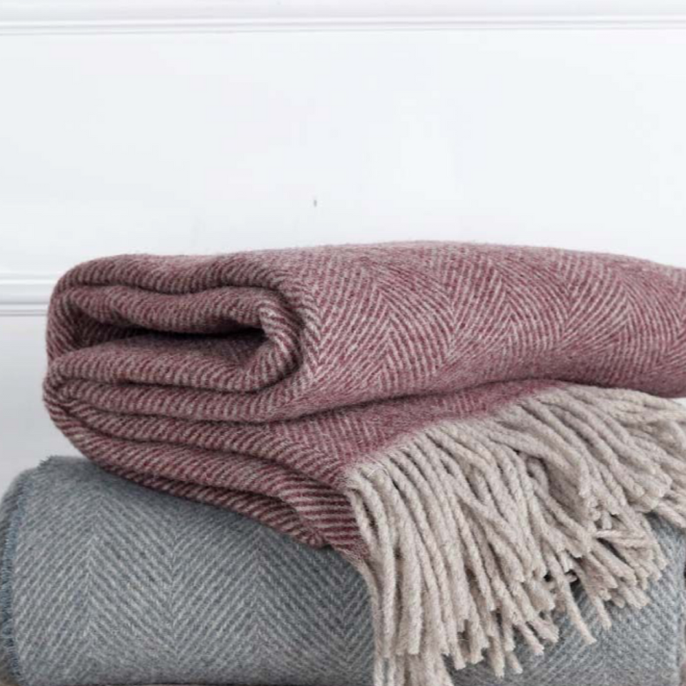 
            
                Load image into Gallery viewer, Wool Throw | Berry
            
        
