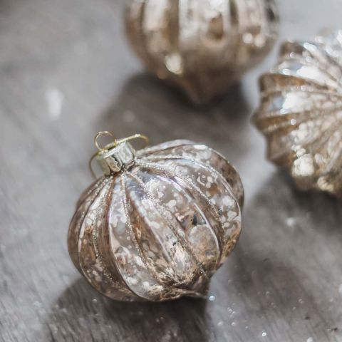 Curved Aged Sparkle Bauble